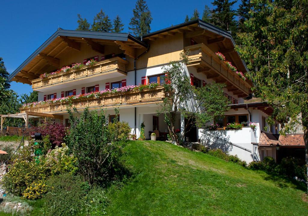 Zauchtaler Hof Hotel Алтенмаркт им Понгау Екстериор снимка